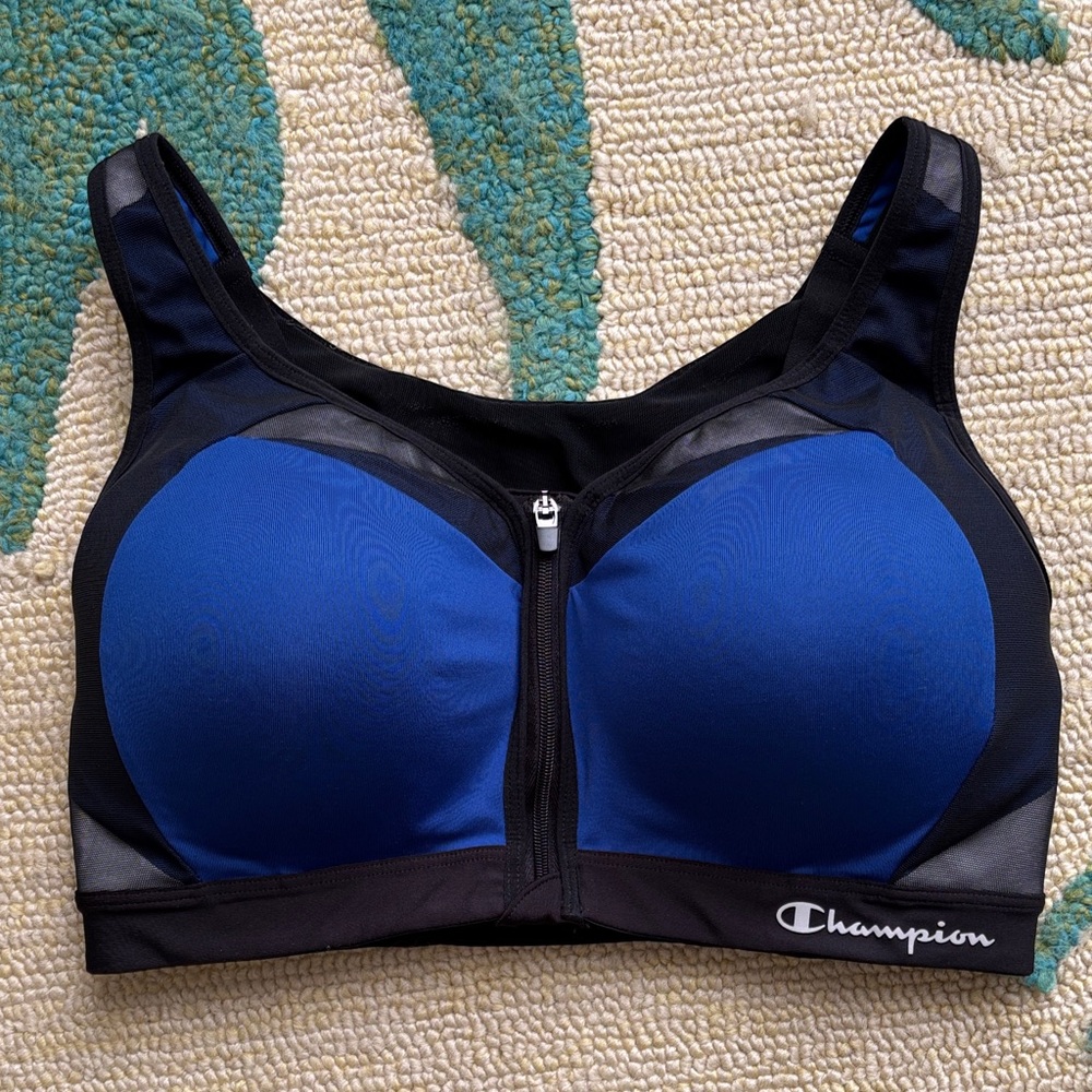 Champion Women's Motion Control Zip High-impact, Wire-free Sports Bra